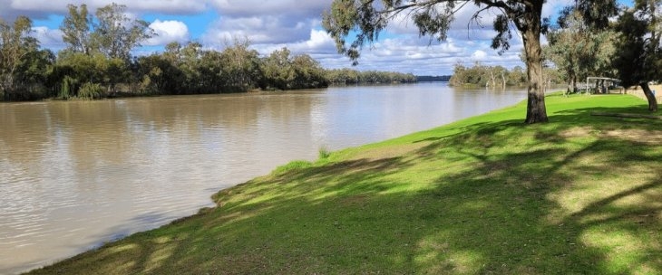 The Murray river and a bright blue sky outisde the Mookrook and District Club